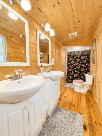 20 Keene Avenue Fitzwilliam NH 03447