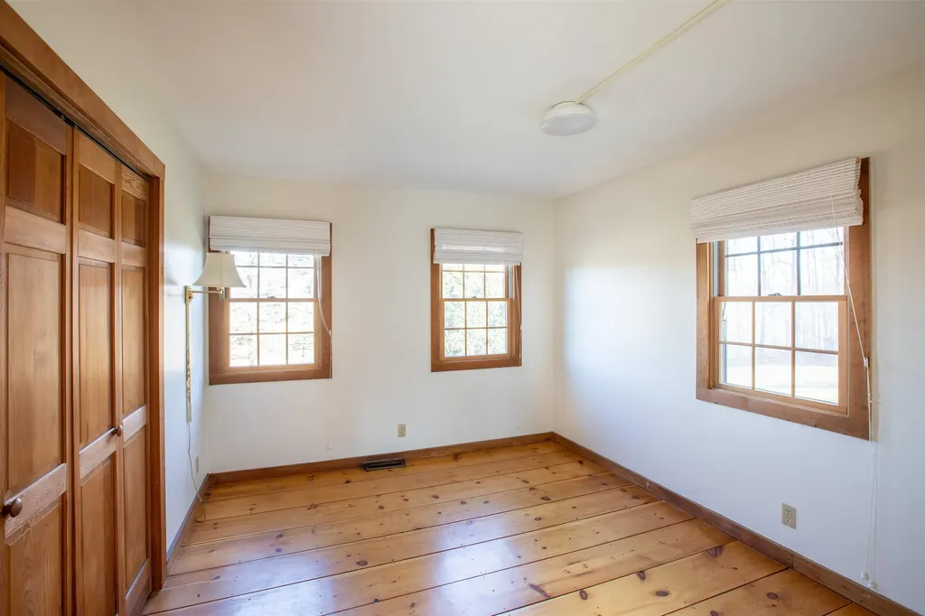 396 Prindle Road Charlotte VT 05445-9194