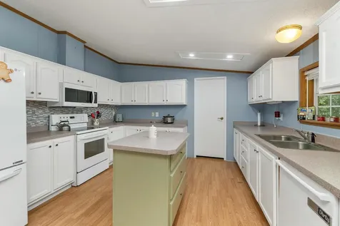 20 Lighthouse Lane Conway NH 03818