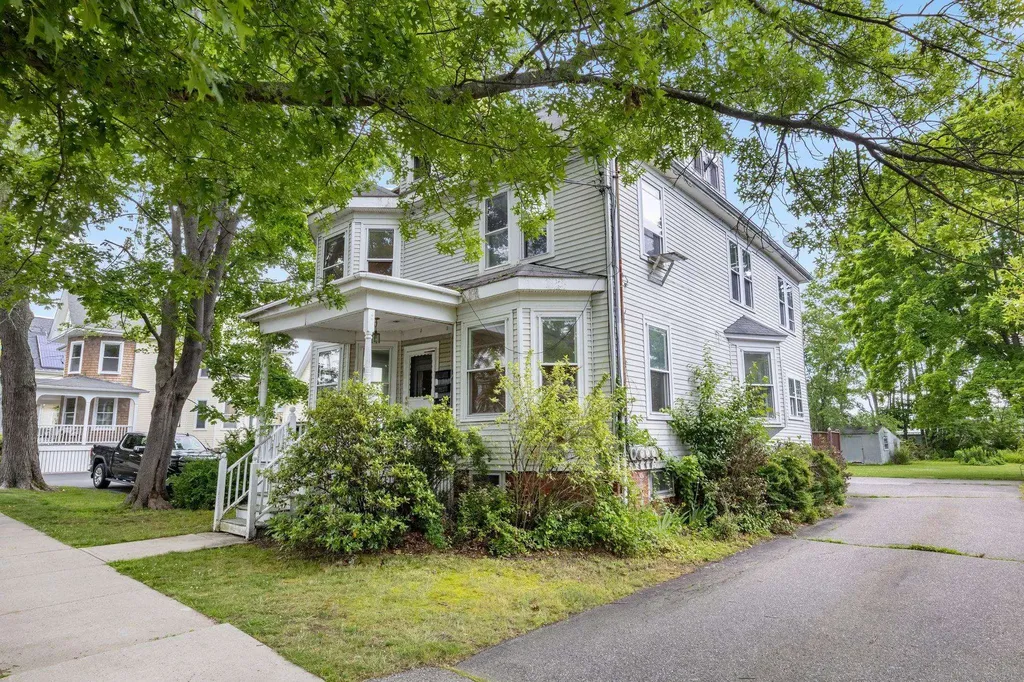 197 Richards Ave Avenue Portsmouth NH 03801