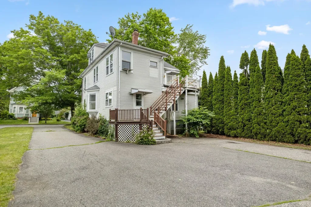197 Richards Ave Avenue Portsmouth NH 03801