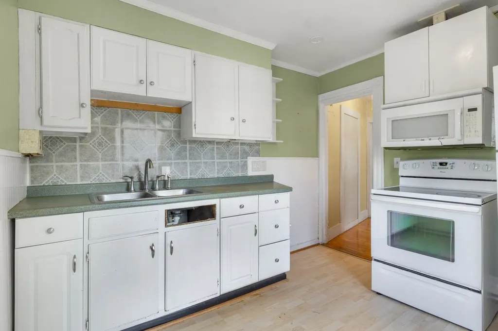 197 Richards Ave Avenue Portsmouth NH 03801