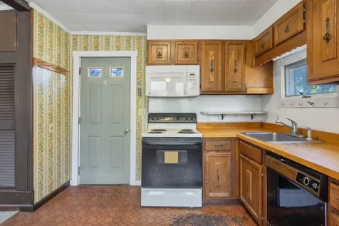 197 Richards Ave Avenue Portsmouth NH 03801