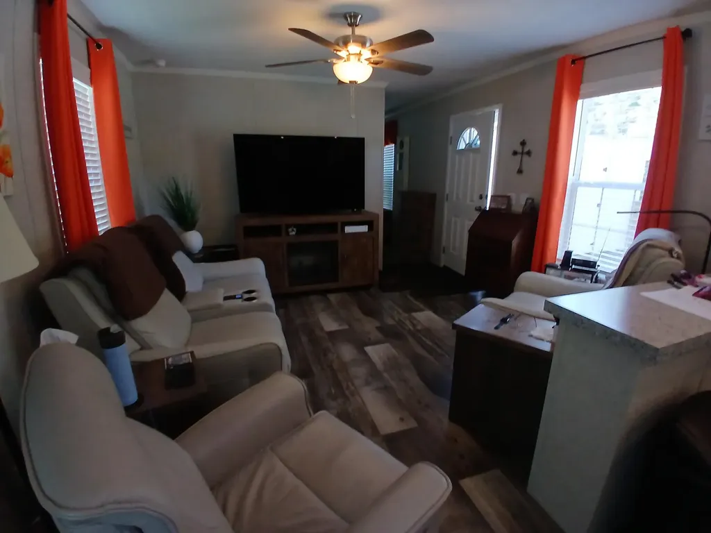 3 Daniels Drive Enfield NH 03748