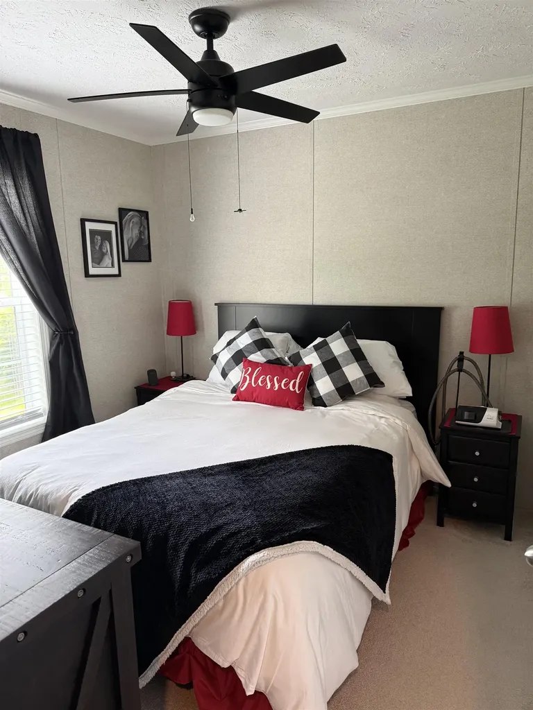 3 Daniels Drive Enfield NH 03748