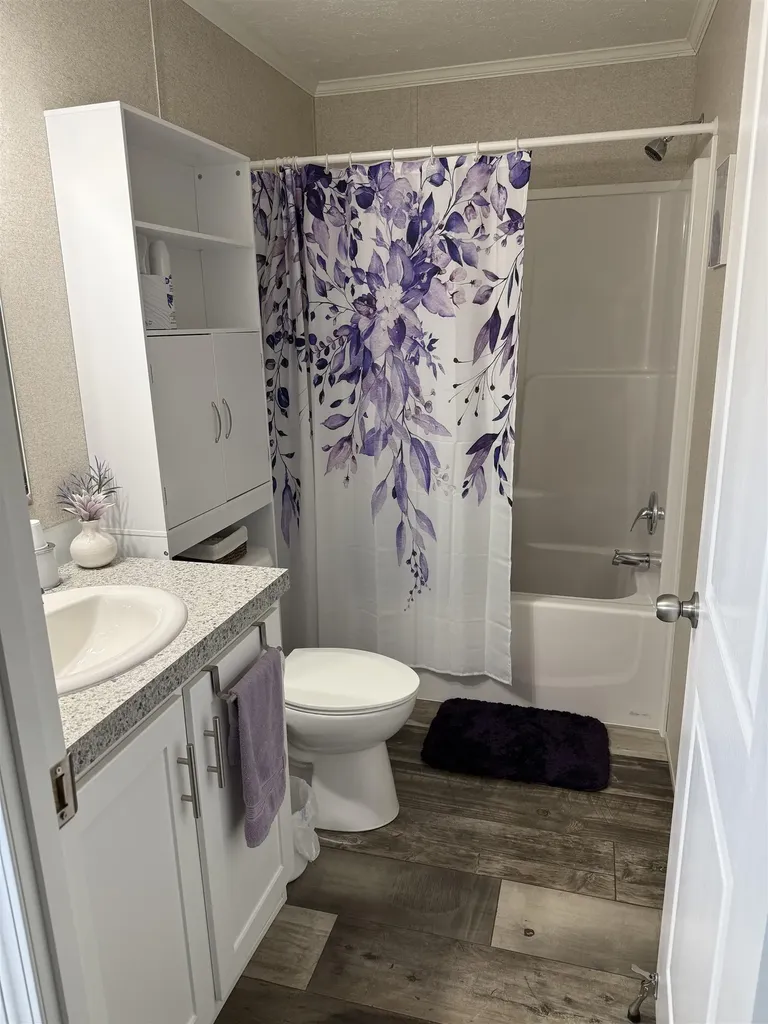 3 Daniels Drive Enfield NH 03748