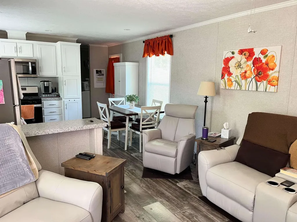 3 Daniels Drive Enfield NH 03748