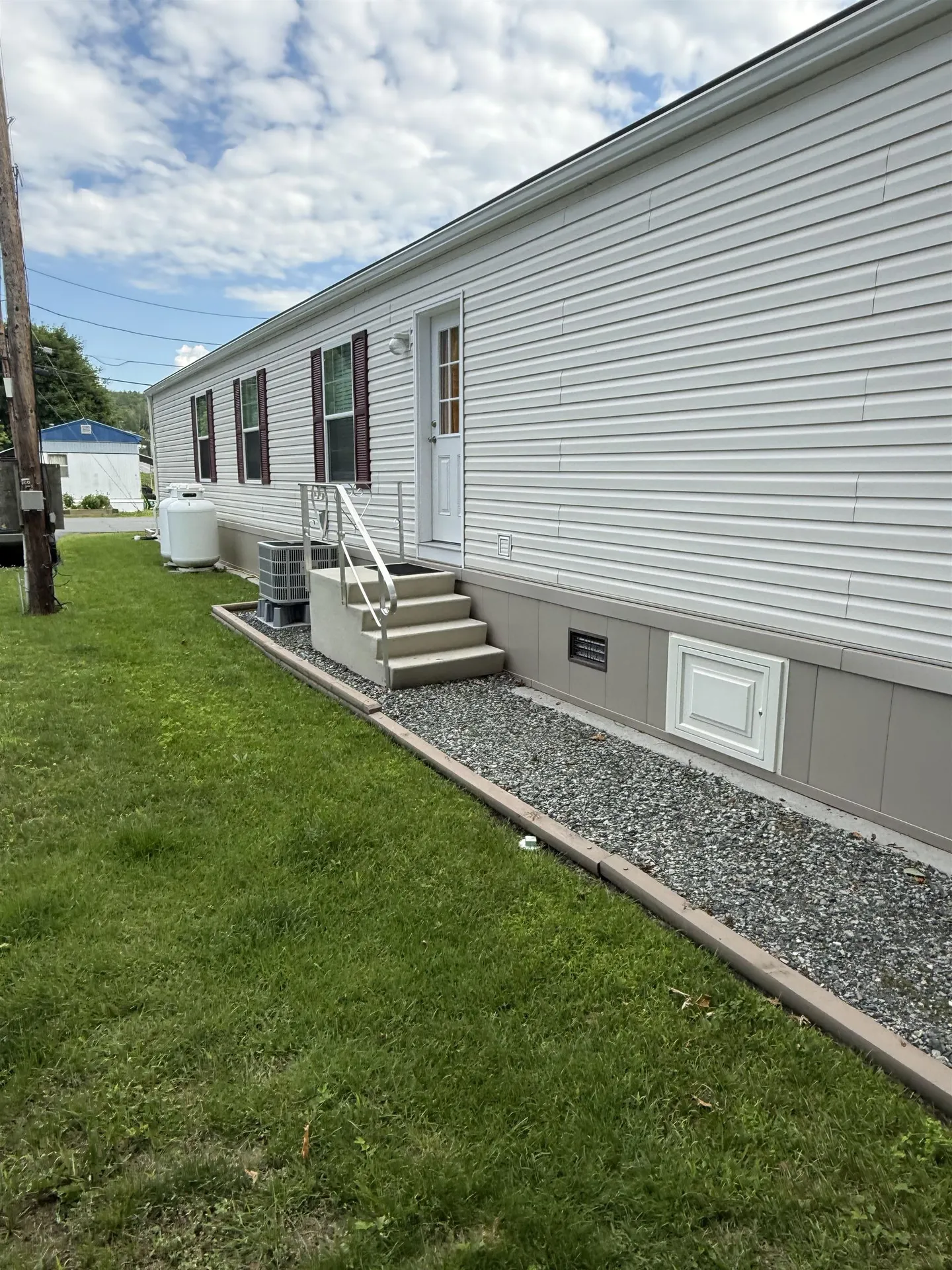 3 Daniels Drive Enfield NH 03748