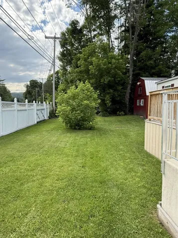 3 Daniels Drive Enfield NH 03748