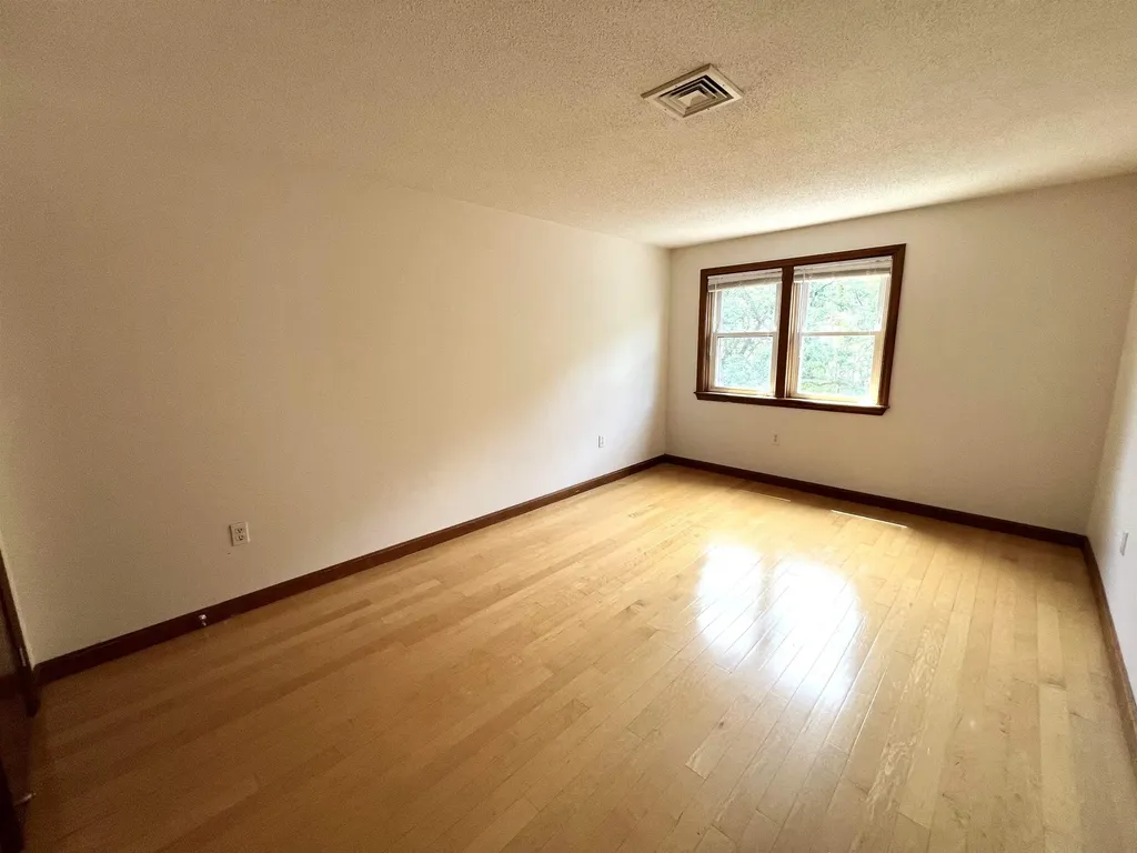 116 Bluestone Drive Nashua NH 03060