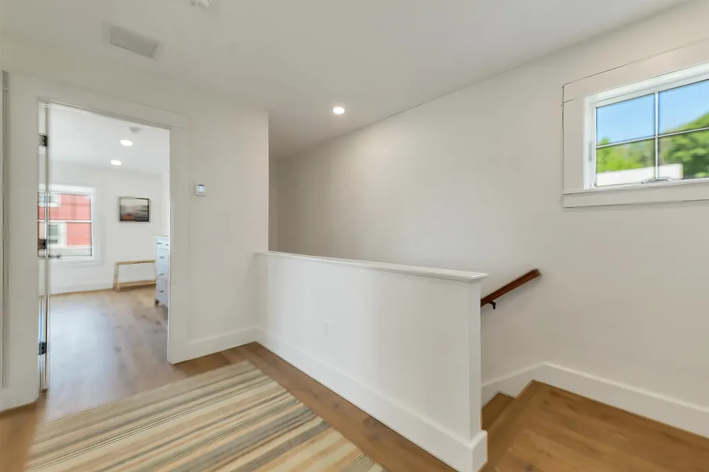 46 King Street Wolfeboro NH 03894