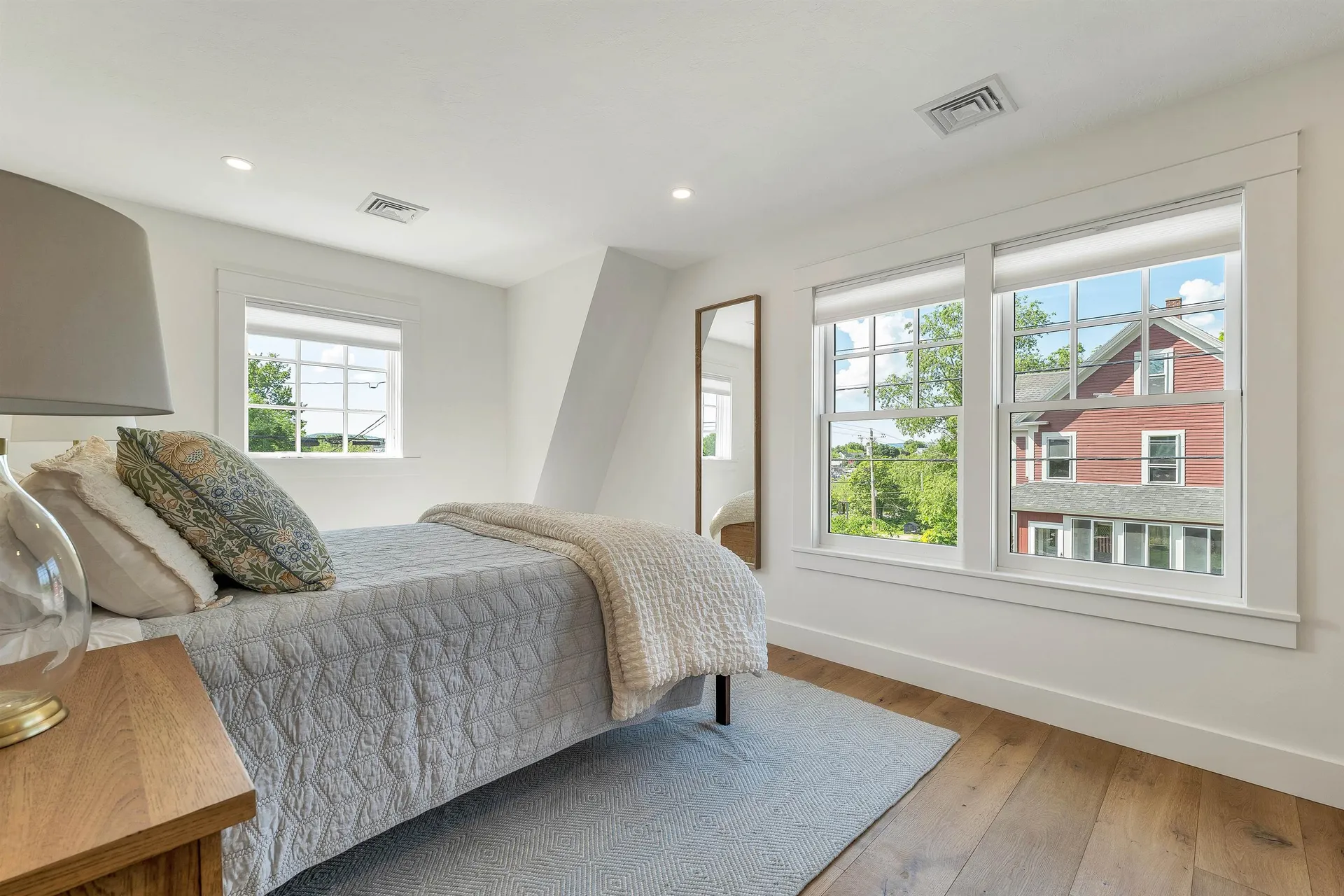 46 King Street Wolfeboro NH 03894