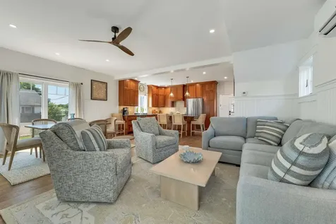 46 King Street Wolfeboro NH 03894