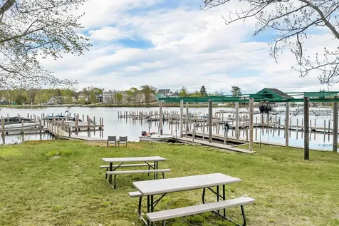 46 King Street Wolfeboro NH 03894