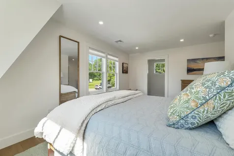46 King Street Wolfeboro NH 03894