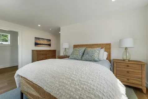 46 King Street Wolfeboro NH 03894