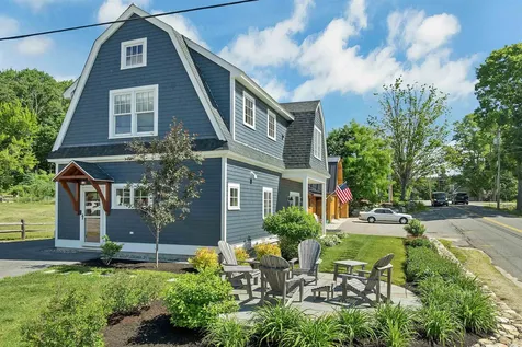46 King Street Wolfeboro NH 03894