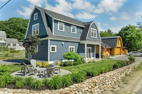 46 King Street Wolfeboro NH 03894