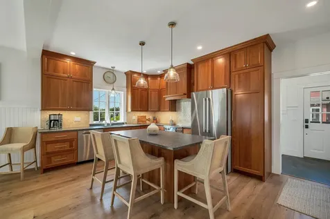 46 King Street Wolfeboro NH 03894