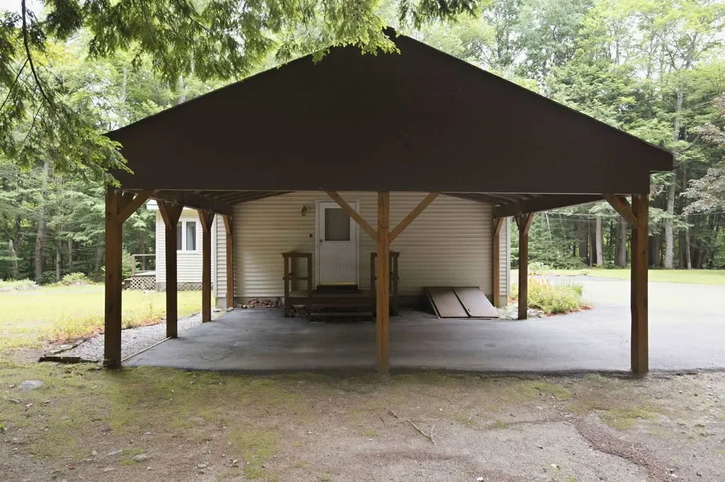 20 Potato Hill Road Woodstock NH 03262