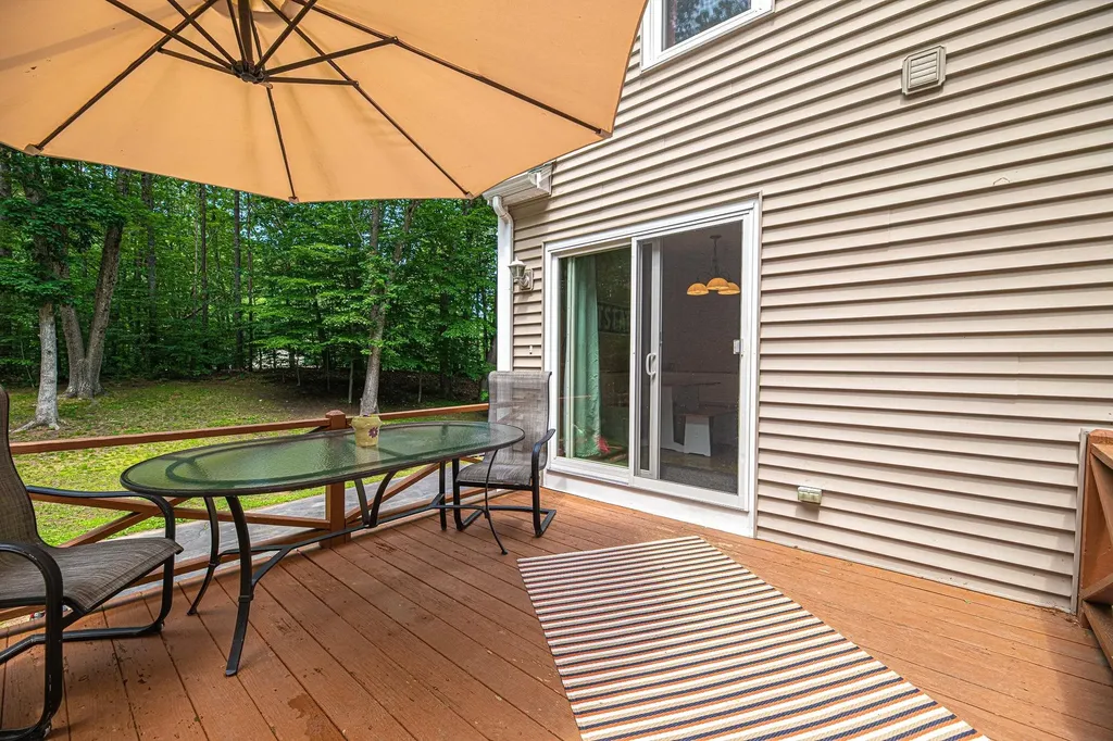 42 Moses Carr Road Rollinsford NH 03869