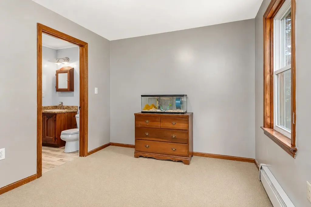 42 Moses Carr Road Rollinsford NH 03869