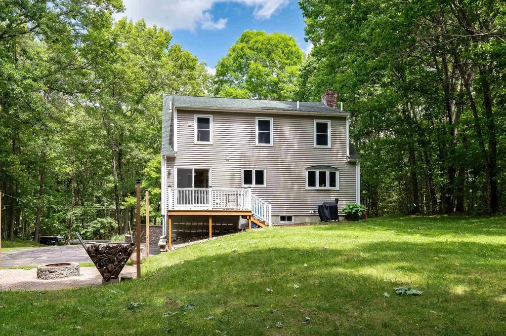 42 Moses Carr Road Rollinsford NH 03869