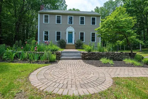 42 Moses Carr Road Rollinsford NH 03869