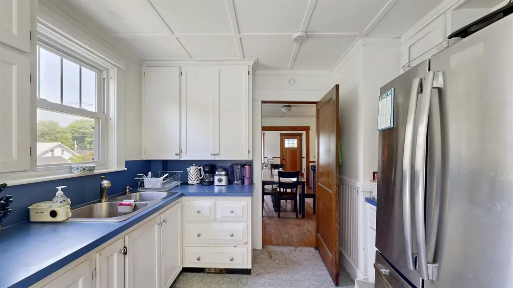 31 Merrill Street Plymouth NH 03264