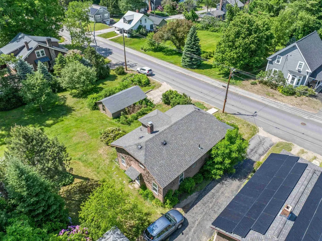 31 Merrill Street Plymouth NH 03264