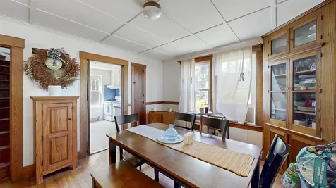 31 Merrill Street Plymouth NH 03264