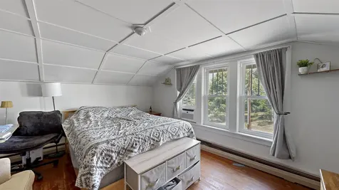 31 Merrill Street Plymouth NH 03264