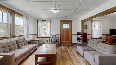 31 Merrill Street Plymouth NH 03264