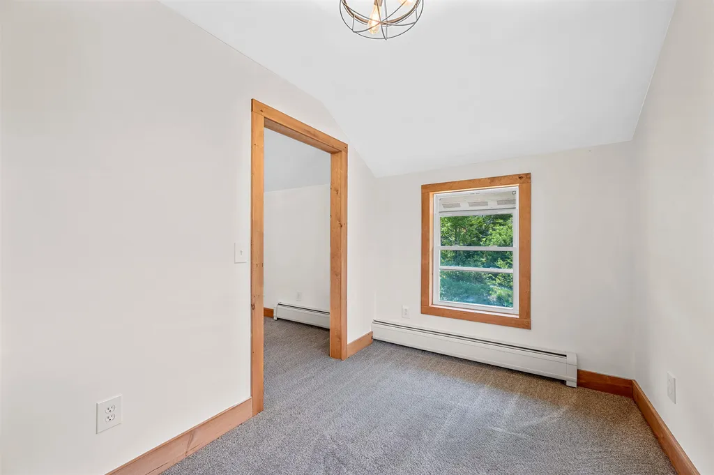35 Fern Road Warren VT 05674
