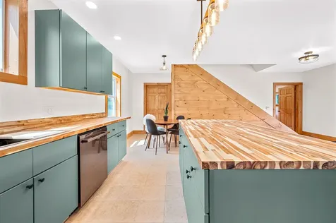35 Fern Road Warren VT 05674