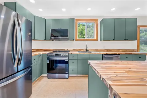 35 Fern Road Warren VT 05674