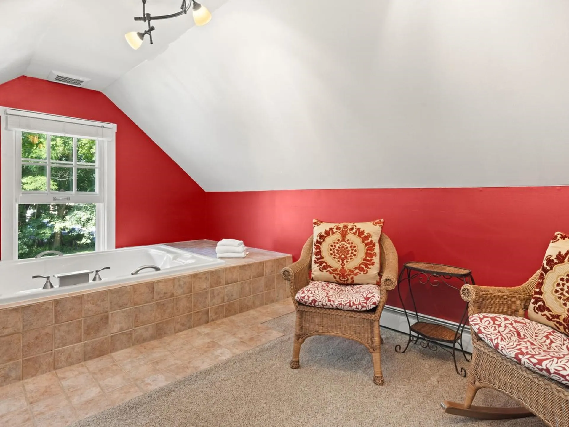 5347 Shelburne Road Shelburne VT 05482