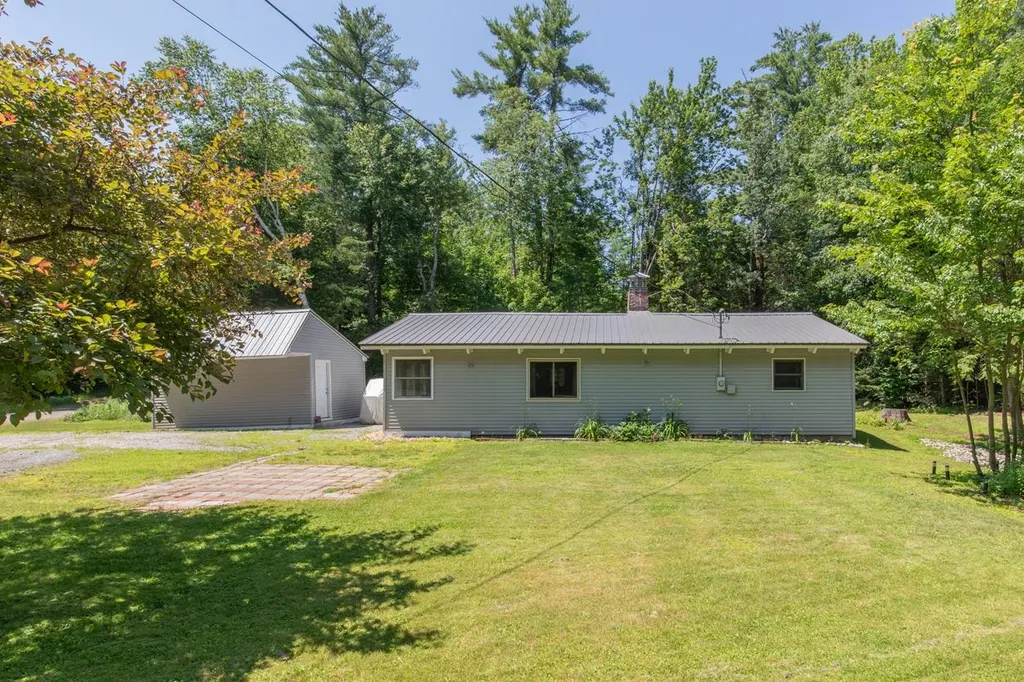 31 Adams Drive Haverhill NH 03765
