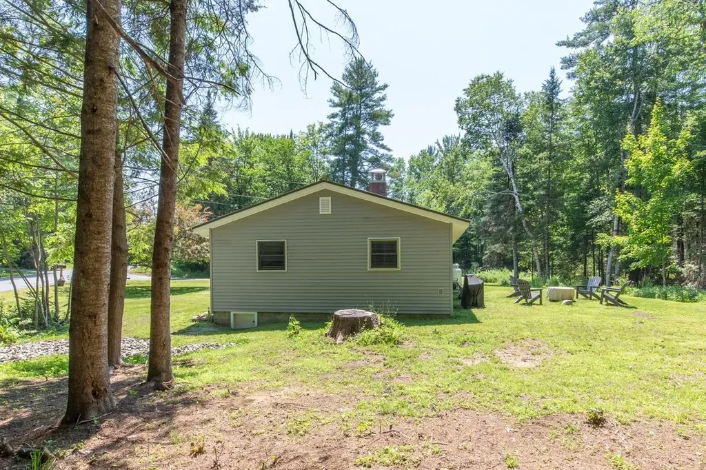 31 Adams Drive Haverhill NH 03765