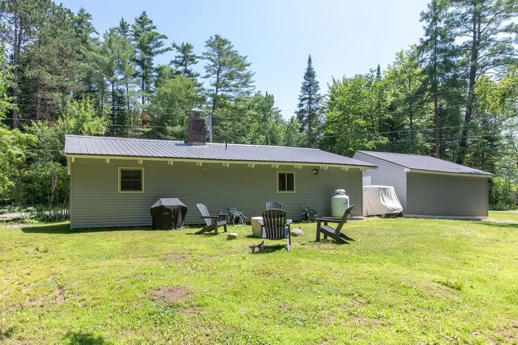 31 Adams Drive Haverhill NH 03765