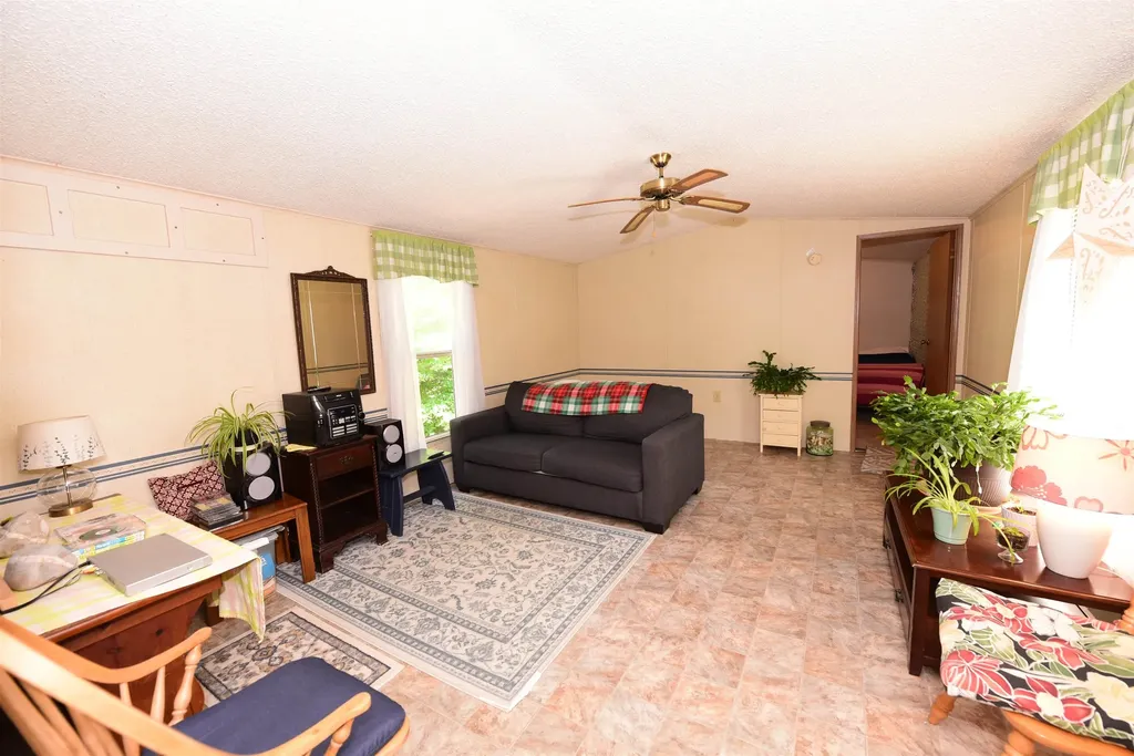 33 Buckingham Drive Conway NH 03860