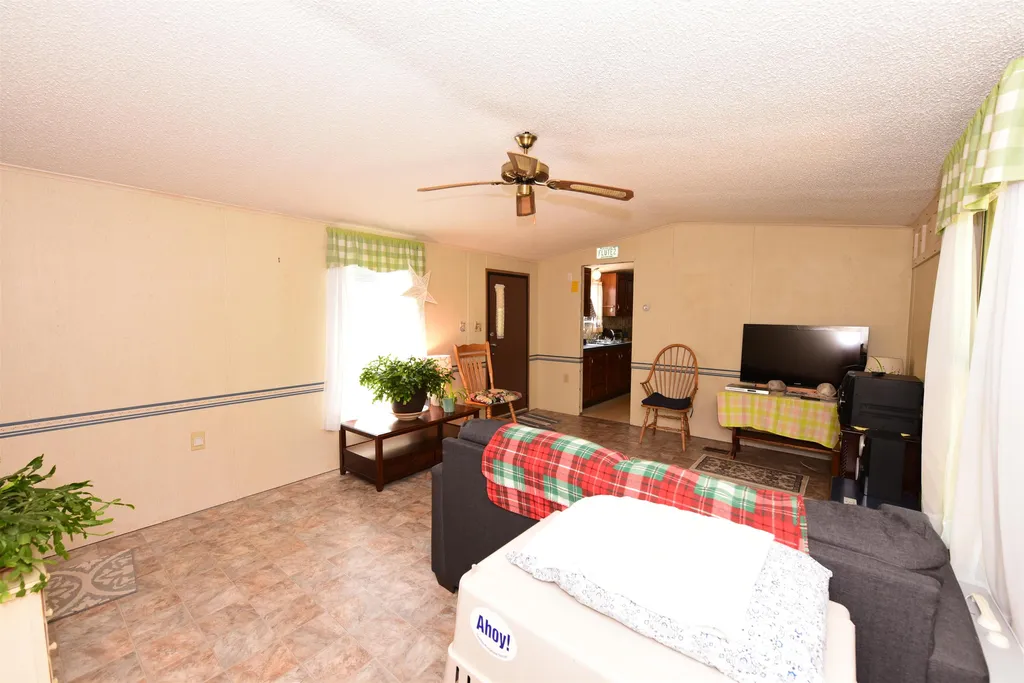 33 Buckingham Drive Conway NH 03860