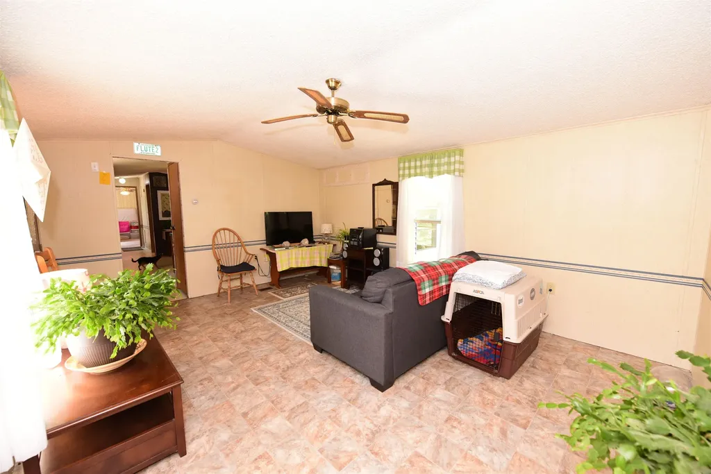 33 Buckingham Drive Conway NH 03860
