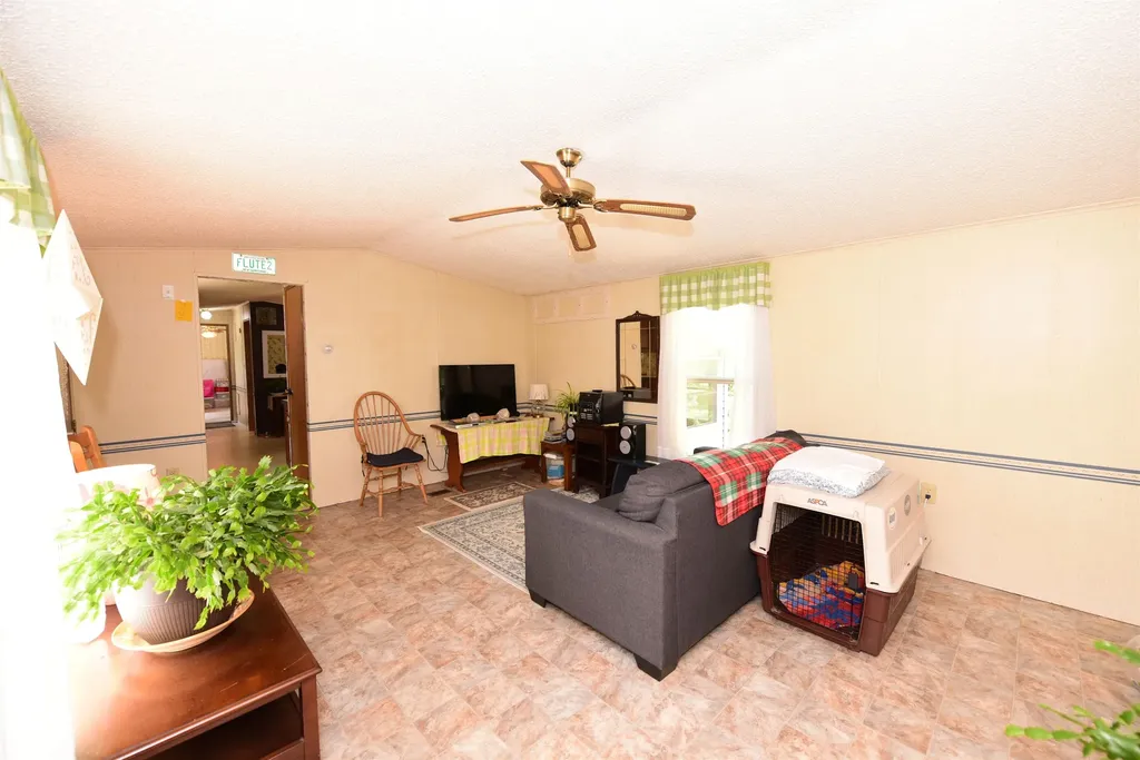 33 Buckingham Drive Conway NH 03860