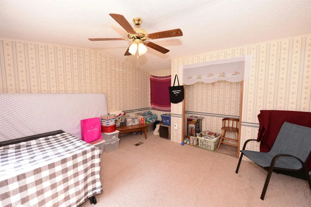 33 Buckingham Drive Conway NH 03860