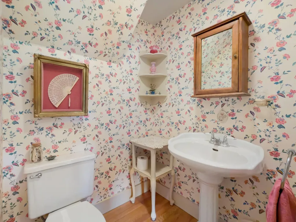 1069 East Warren Road Waitsfield VT 05673
