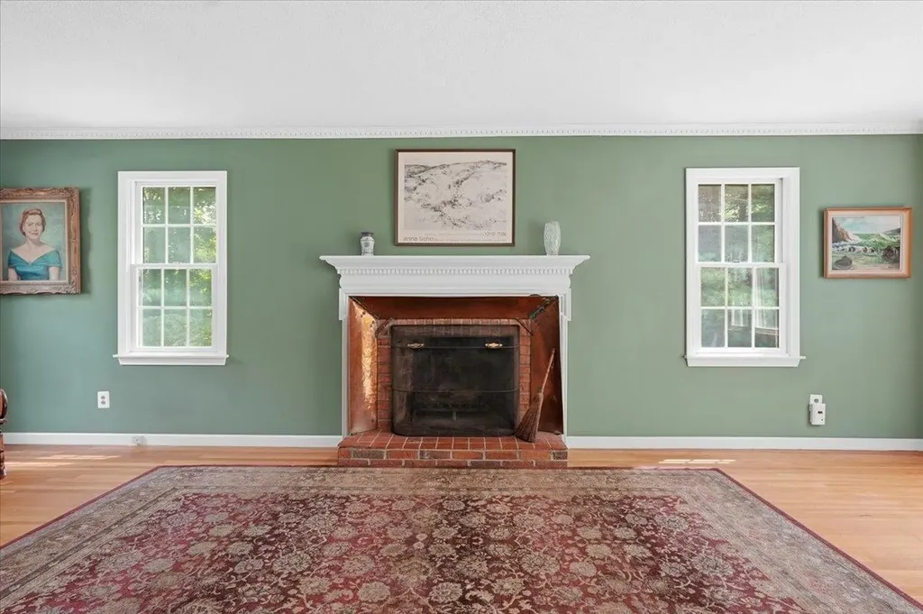 490 Juniper Ridge Shelburne VT 05482