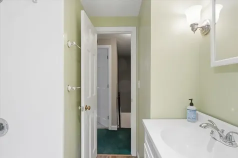 490 Juniper Ridge Shelburne VT 05482