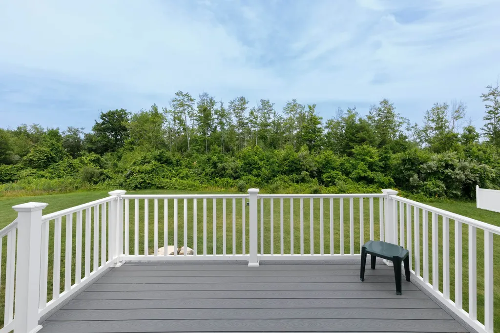 416 Blane Circle Pembroke NH 03275