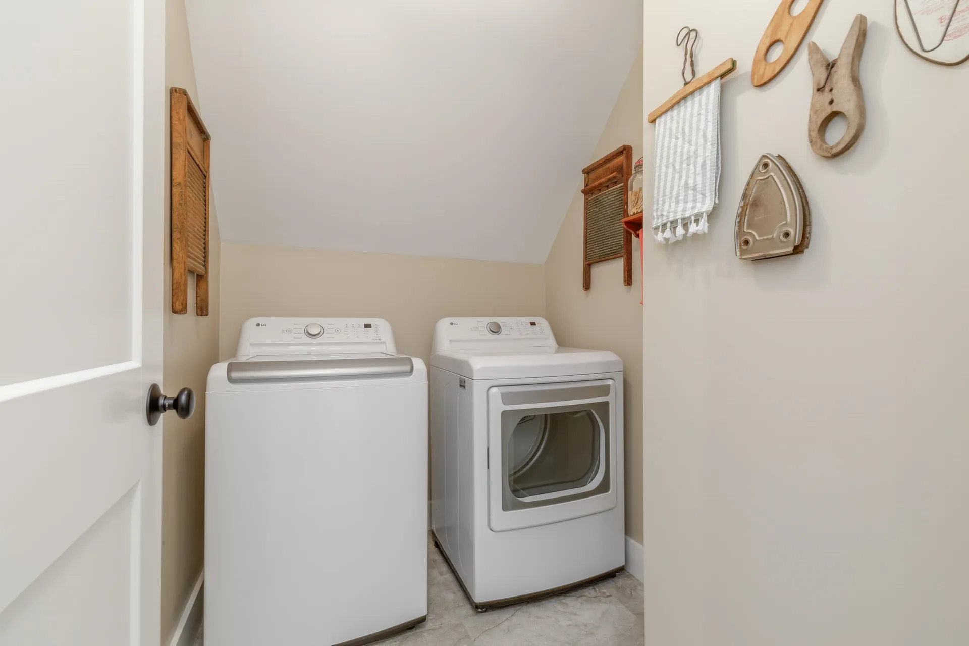 416 Blane Circle Pembroke NH 03275